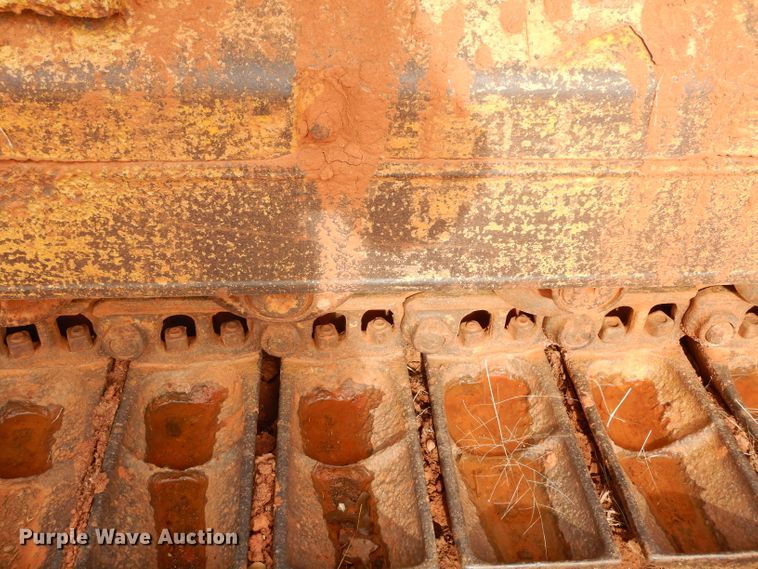 image for item GF9893 Caterpillar D3B dozer