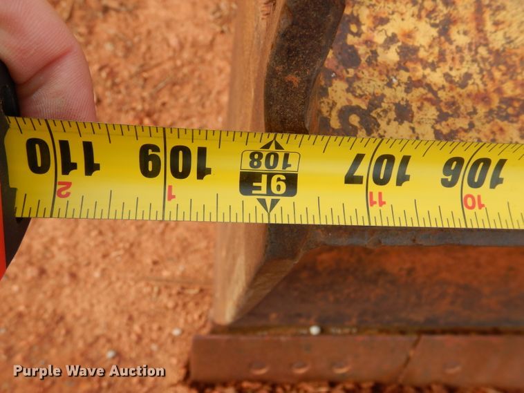 image for item GF9893 Caterpillar D3B dozer