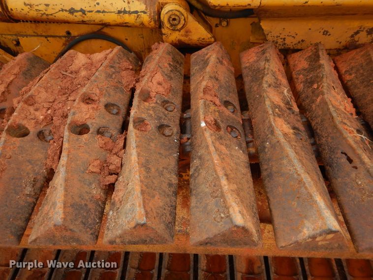 image for item GF9893 Caterpillar D3B dozer