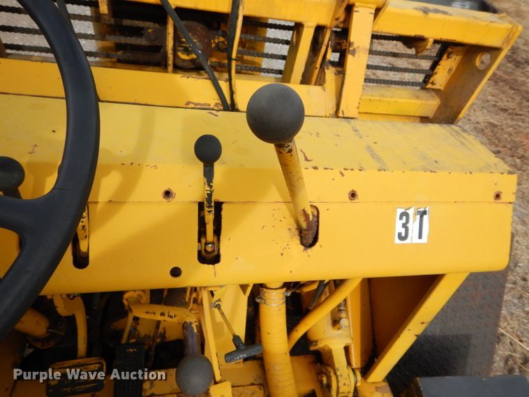 image for item GF9895 Arrow HJ1250R hydraulic concrete breaker hammer, and post driver