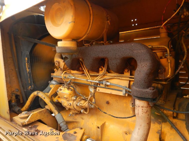 image for item GF9895 Arrow HJ1250R hydraulic concrete breaker hammer, and post driver