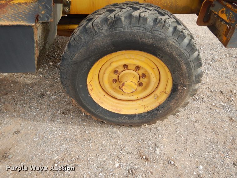 image for item GF9895 Arrow HJ1250R hydraulic concrete breaker hammer, and post driver