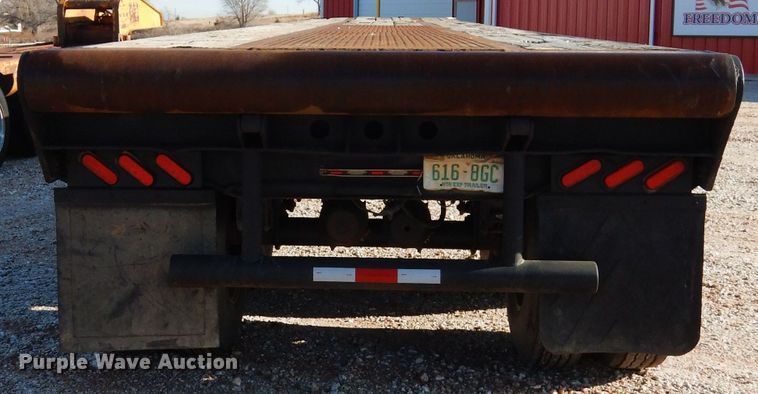 image for item GF9913 1985 Aztec flatbed trailer