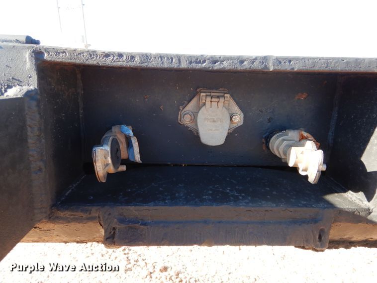 image for item GF9913 1985 Aztec flatbed trailer