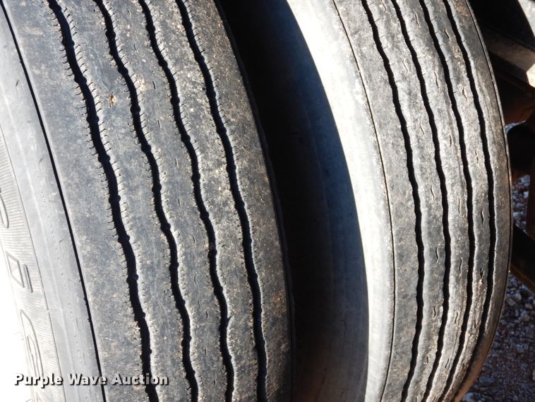 image for item GF9913 1985 Aztec flatbed trailer