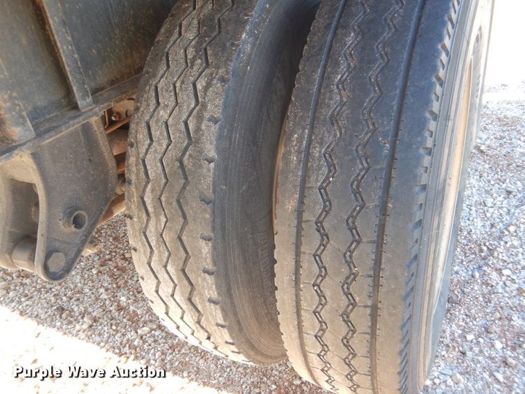 image for item GF9913 1985 Aztec flatbed trailer