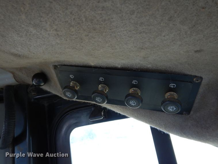 image for item GF9918 2003 Caterpillar D6R LGP Series II dozer