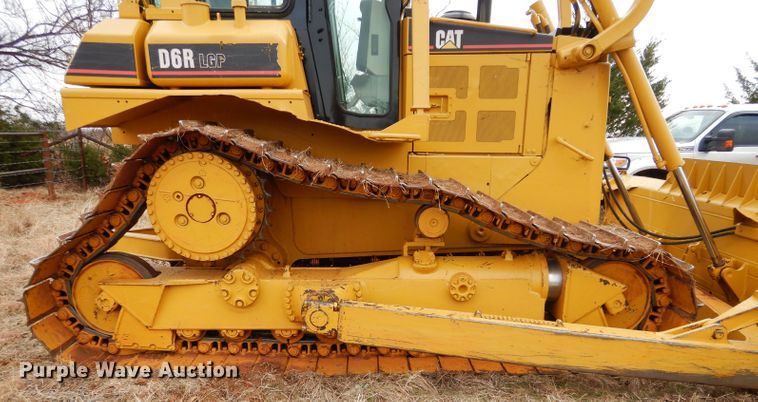 image for item GF9918 2003 Caterpillar D6R LGP Series II dozer