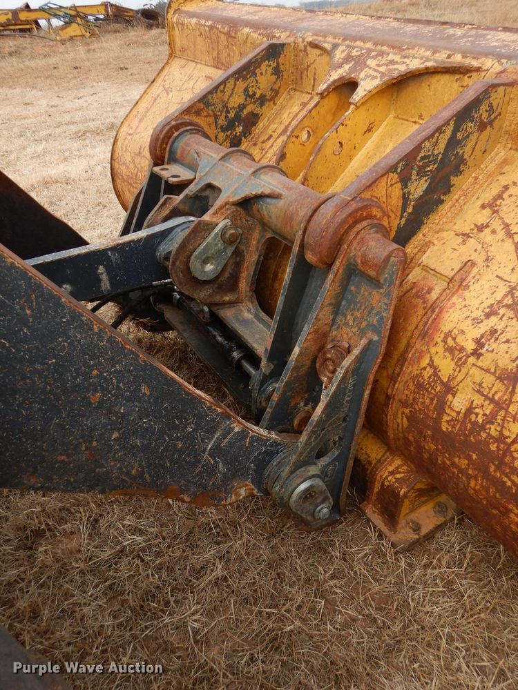 image for item GF9922 2006 John Deere 444J wheel loader