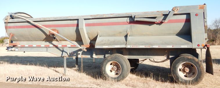 image for item GF9943 1995 Clement RK2S2825BT-AIR end dump trailer