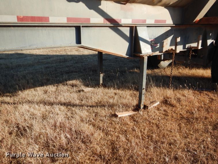 image for item GF9943 1995 Clement RK2S2825BT-AIR end dump trailer