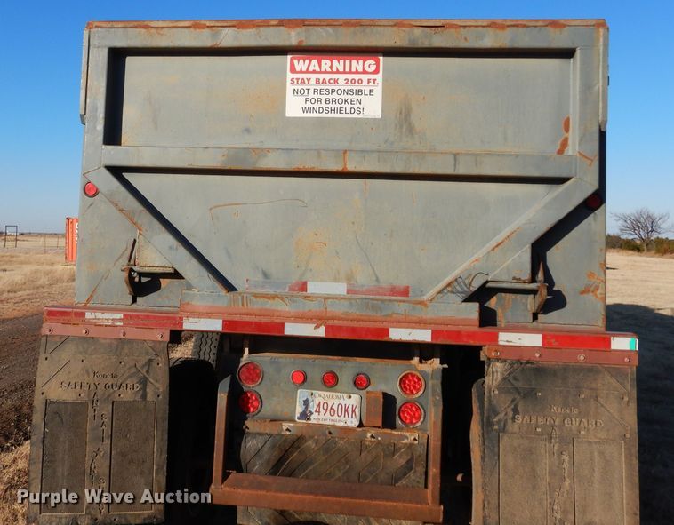 image for item GF9943 1995 Clement RK2S2825BT-AIR end dump trailer