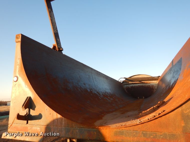 image for item GF9943 1995 Clement RK2S2825BT-AIR end dump trailer