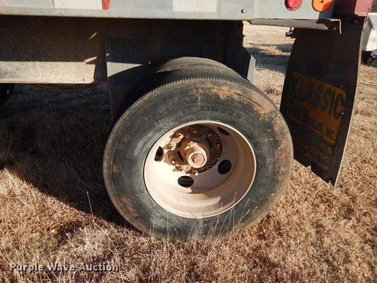 image for item GF9943 1995 Clement RK2S2825BT-AIR end dump trailer