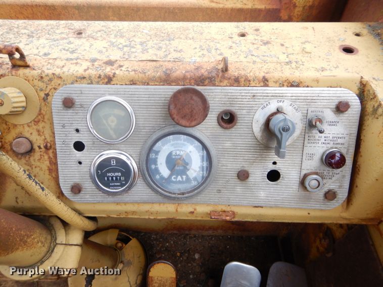 image for item GF9966 Caterpillar 627B conventional scraper