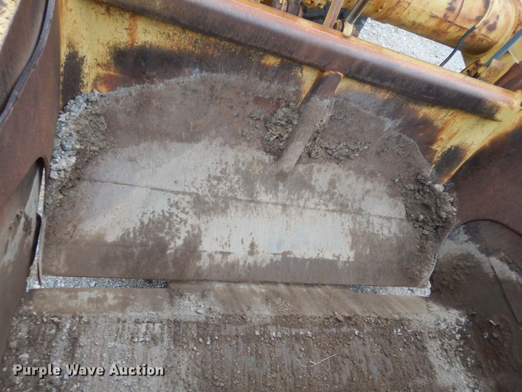 image for item GF9966 Caterpillar 627B conventional scraper