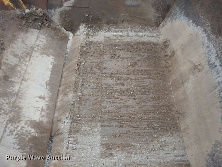 image for item GF9966 Caterpillar 627B conventional scraper