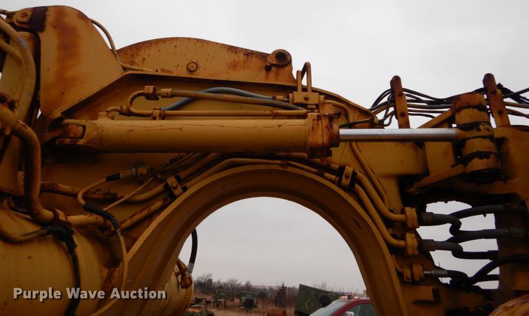 image for item GF9966 Caterpillar 627B conventional scraper