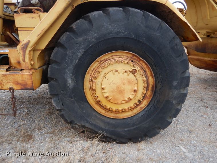 image for item GF9966 Caterpillar 627B conventional scraper