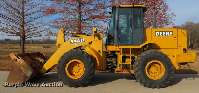 image for item GI9027 2003 John Deere 544H High Lift wheel loader