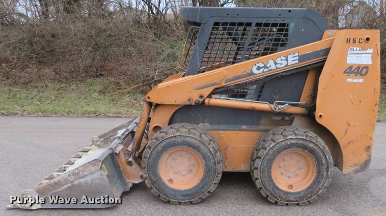 image for item GI9033 2007 Case 440 skid steer