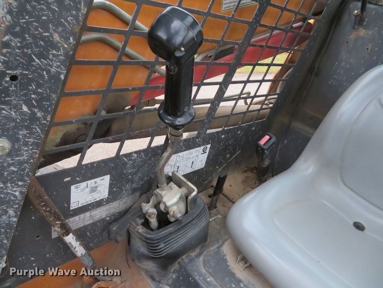 image for item GI9033 2007 Case 440 skid steer