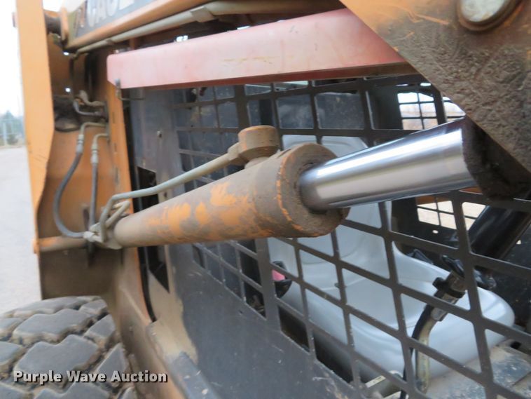 image for item GI9033 2007 Case 440 skid steer