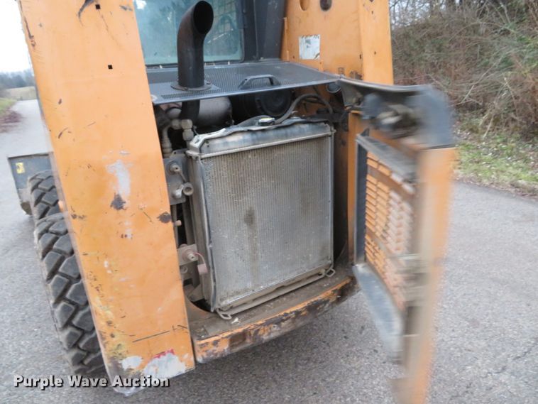 image for item GI9033 2007 Case 440 skid steer