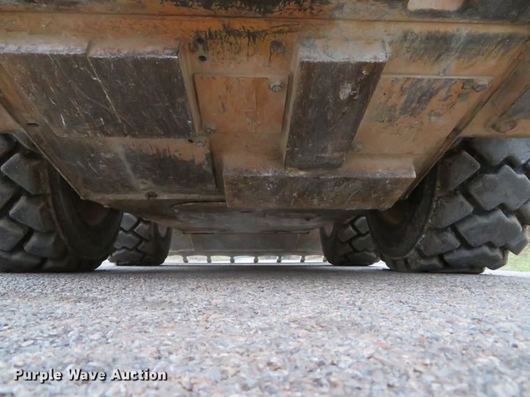 image for item GI9033 2007 Case 440 skid steer