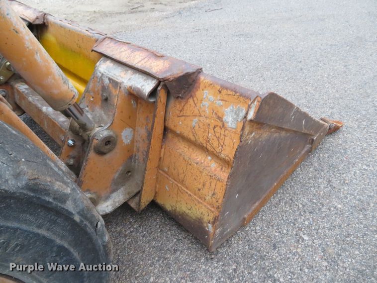 image for item GI9034 2002 Case 40XT skid steer