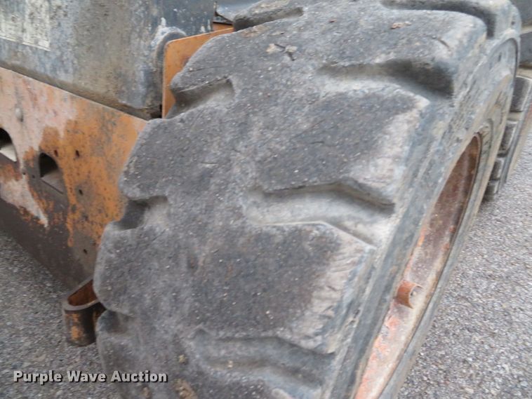 image for item GI9034 2002 Case 40XT skid steer