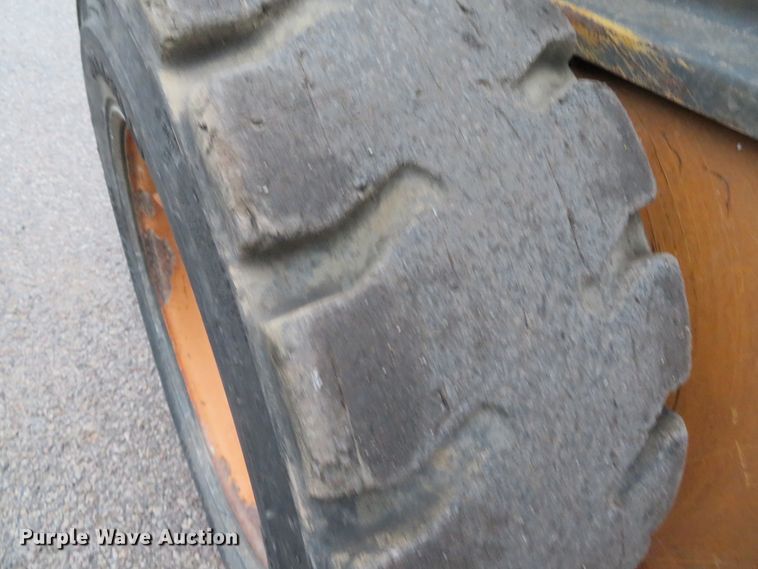 image for item GI9034 2002 Case 40XT skid steer