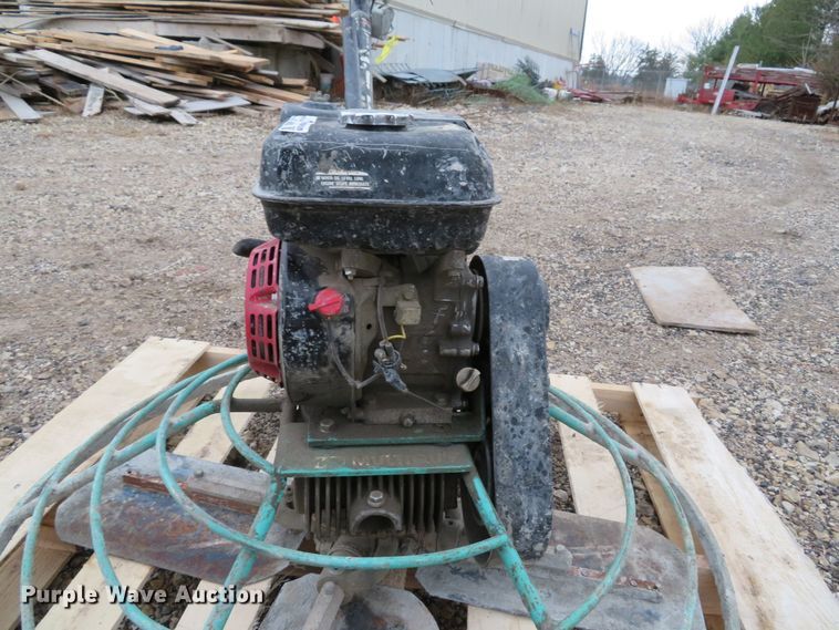 image for item GI9038 MQ Whiteman JA45H power trowel