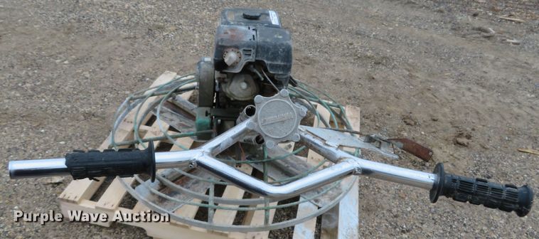 image for item GI9039 MQ Whiteman B-4-8H power trowel