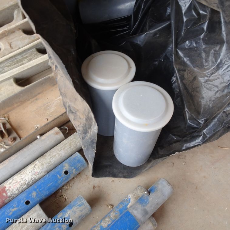 image for item GI9750 Concrete finishing tools