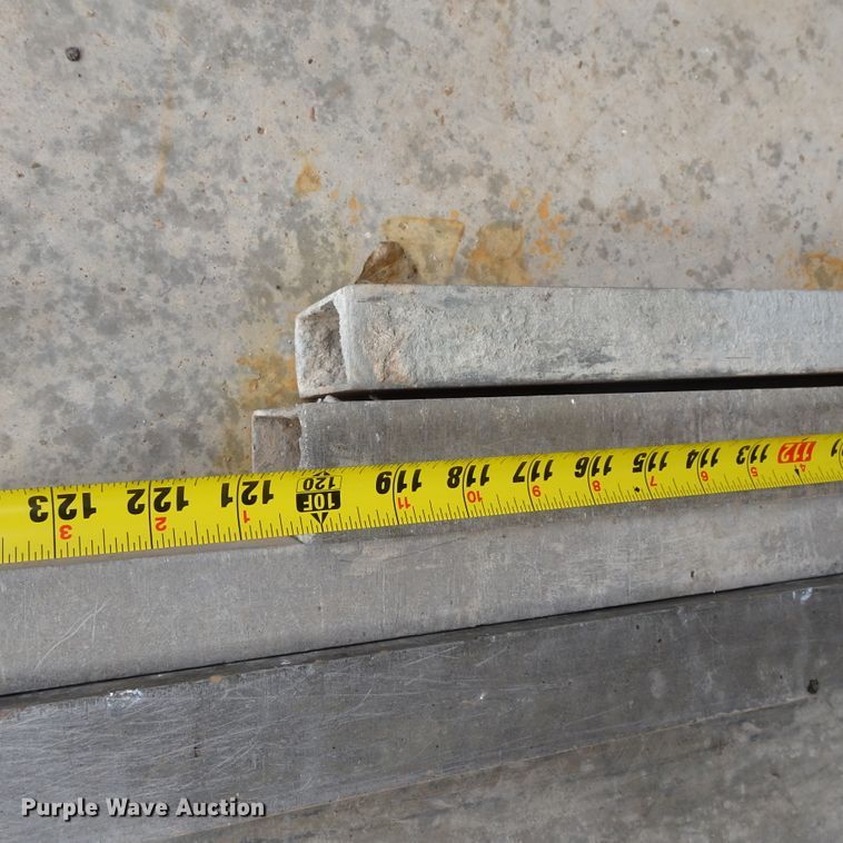 image for item GI9758 Concrete equipment