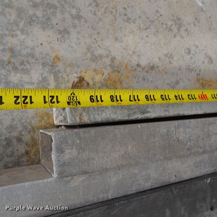 image for item GI9758 Concrete equipment