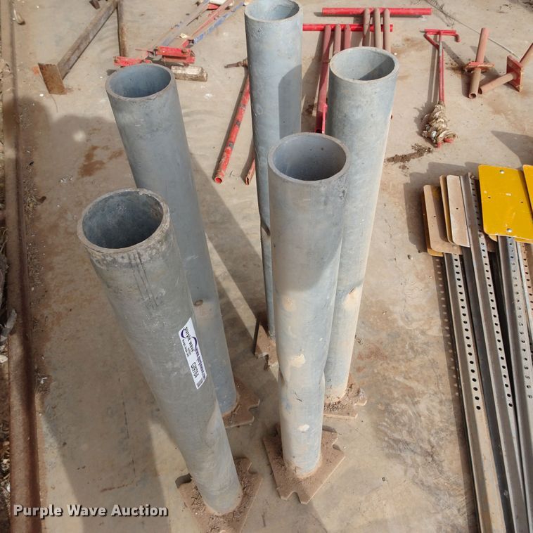 image for item GI9764 Traffic control barrels