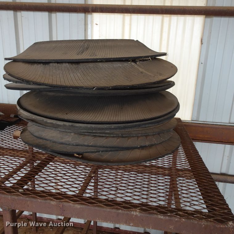 image for item GI9764 Traffic control barrels