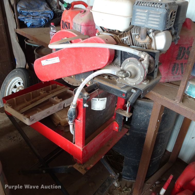 image for item GI9765 Brick saw