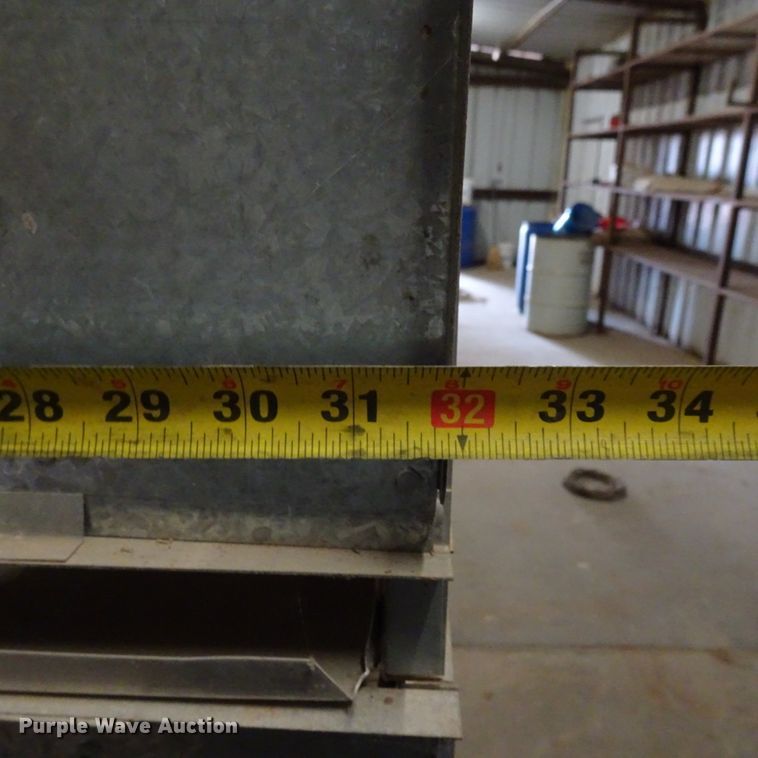 image for item GI9766 GOF 1286 incubator