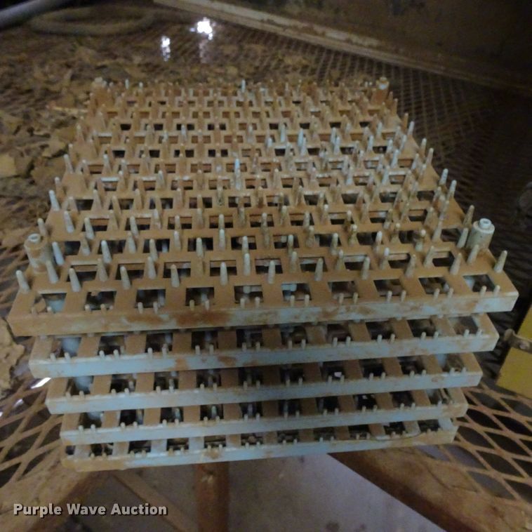 image for item GI9766 GOF 1286 incubator