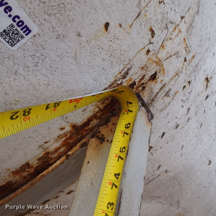 image for item GI9767 500 gallon fuel tank