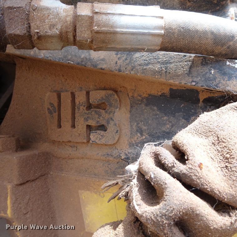 image for item GI9768 Skid steer breaker