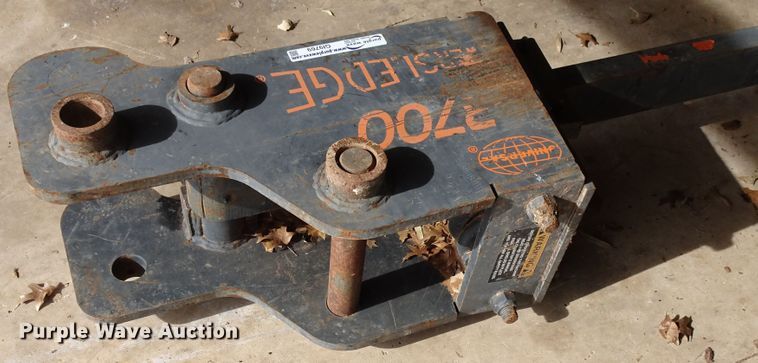 image for item GI9769 Universal Impact Technologies L-3700 Powersledge hammer