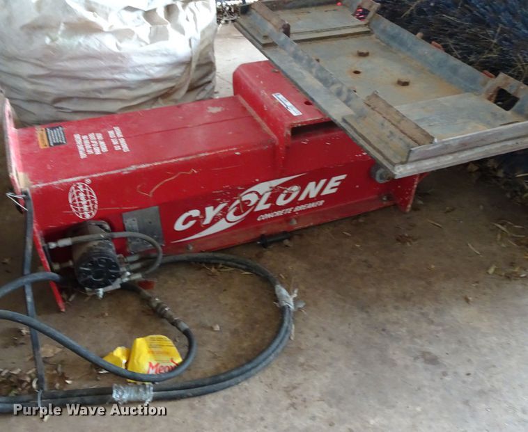 image for item GI9771 Cyclone drop hammer