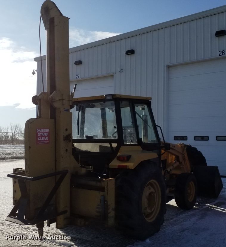 image for item GJ9171 1997 New Holland 545D industrial tractor