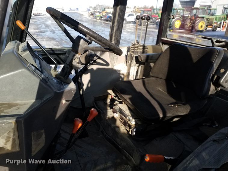 image for item GJ9171 1997 New Holland 545D industrial tractor