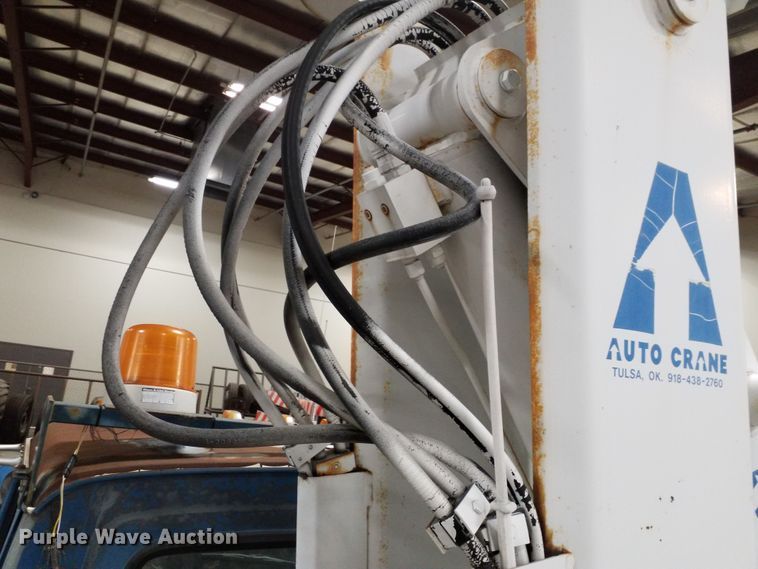 image for item GJ9172 1988 Ford L8000 crane truck