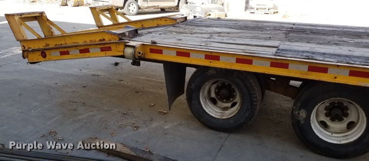 image for item GJ9174 1996 Redi equipment trailer